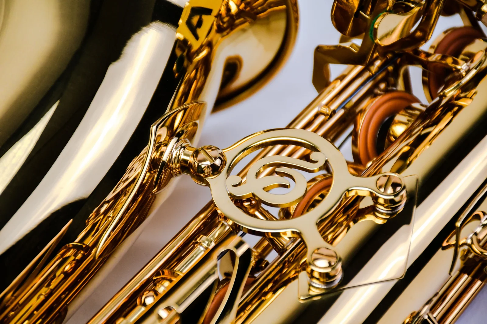 Real Tone 201 Alto Saxophone  view