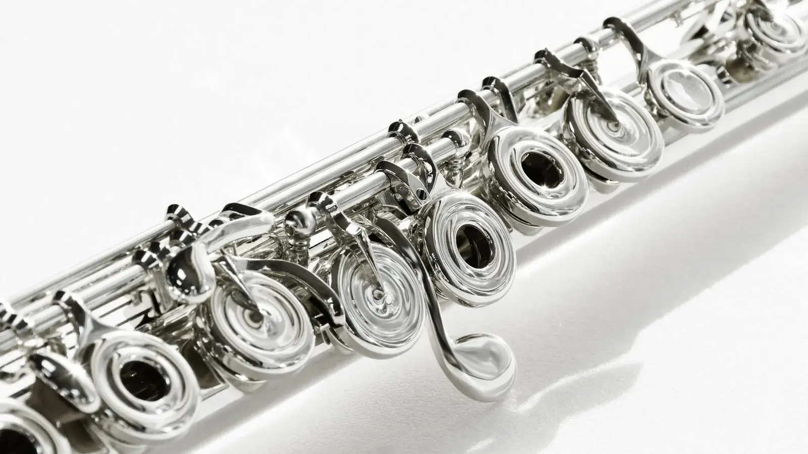 Flute PFL-681 view